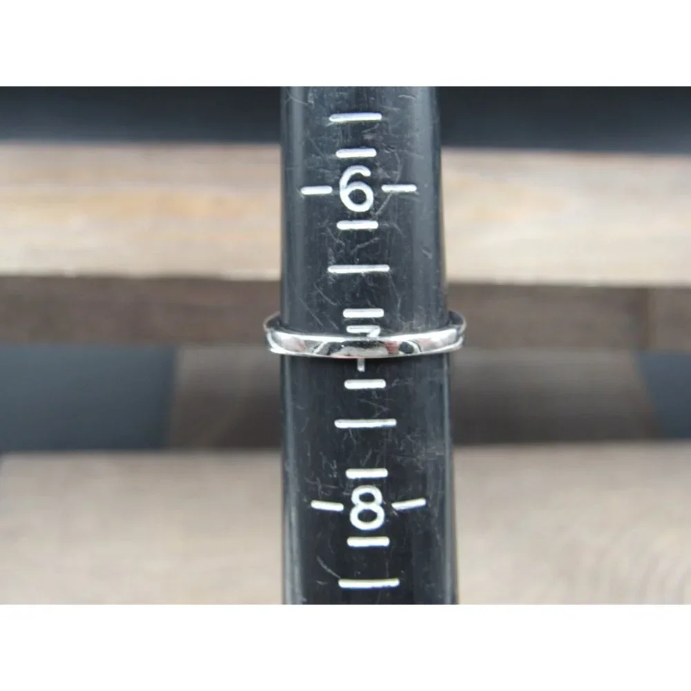 Size 7 10K White Gold 2.2 Total Carat Weight Of Natural Diamonds Band Ring - Picture 8 of 10